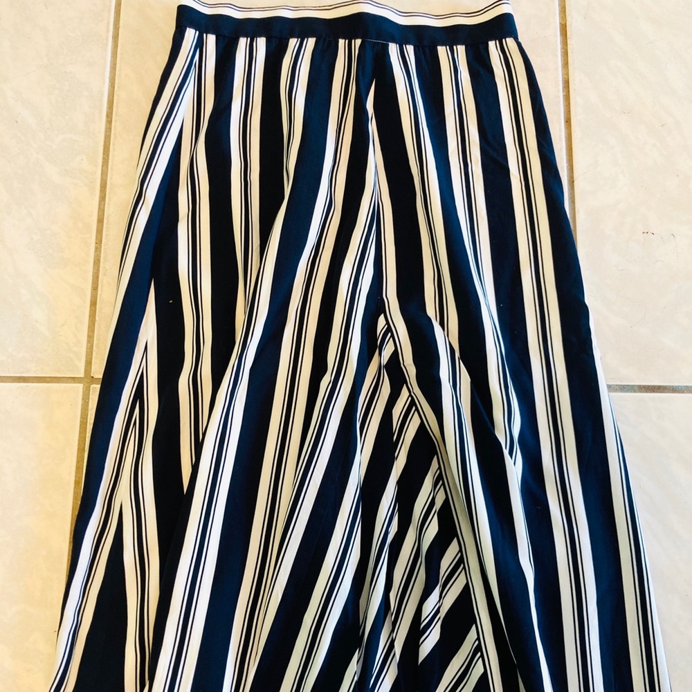 Club Monaco blue & white midi skirt